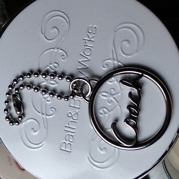 Coach Silver Logo Pendant Hamgtag - Picture 1 of 2